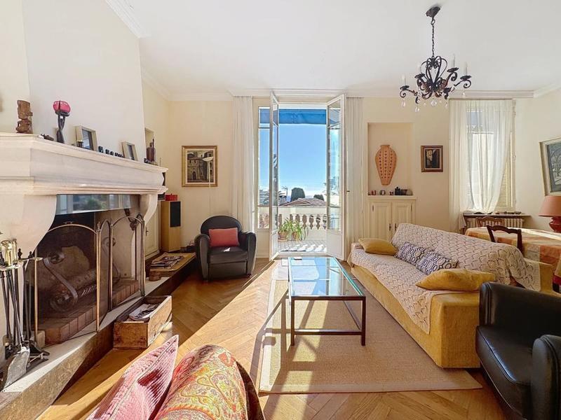 Appartement - 96 m² - 3 pièces