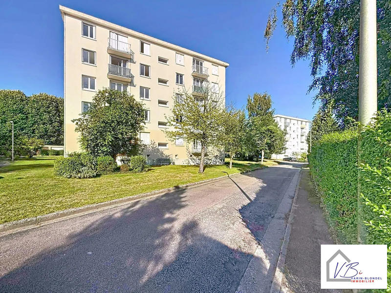 Appartement - 66 m² - 4 pièces