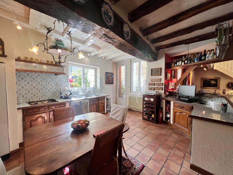 Maison bourgeoise - 212 m² - 6 pièces