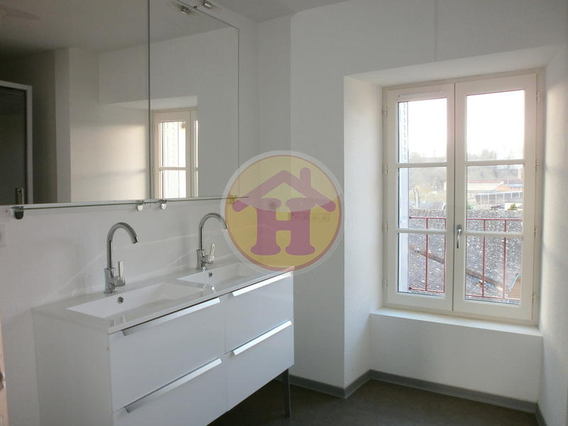 Appartement - 90 m² - 4 pièces