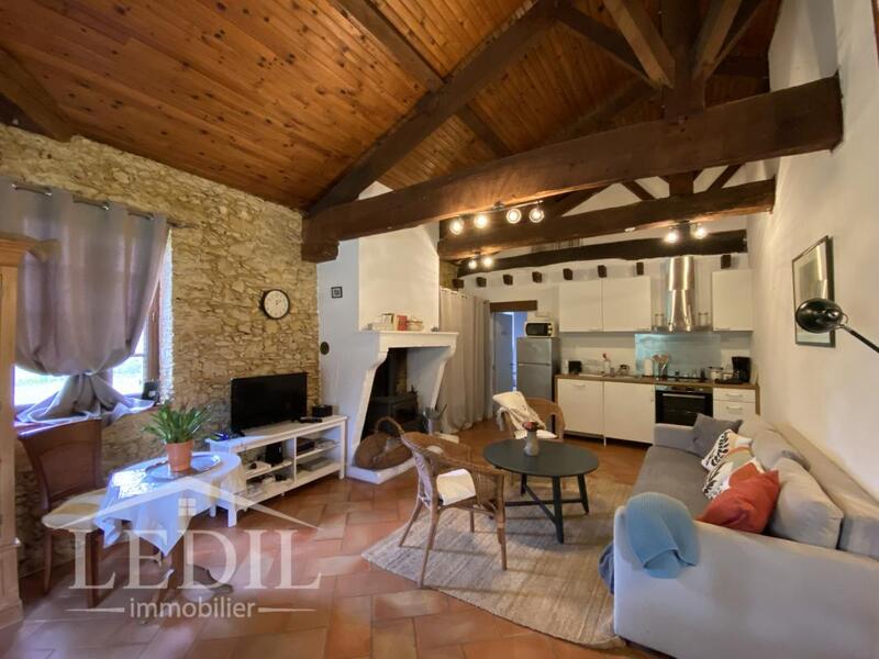 Maison de maîtres - 459 m² - 13 pièces