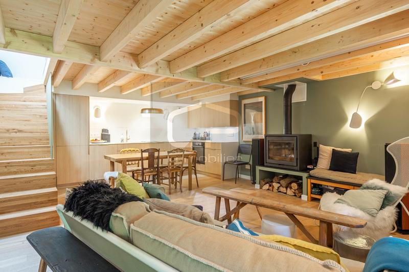 Appartement ancien - 97 m² - 5 pièces