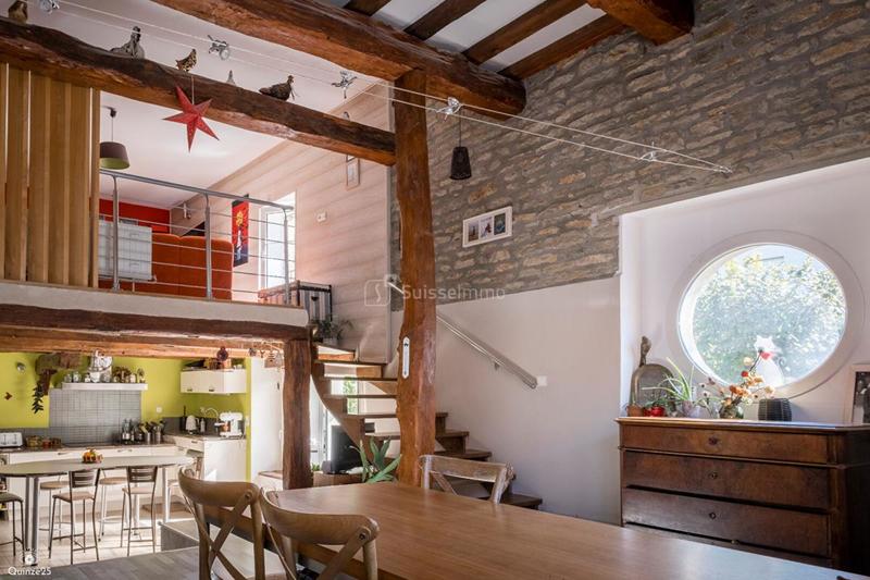 Maison en pierre - 412 m² - 12 pièces