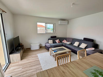 Maison - 86 m² - 4 pièces