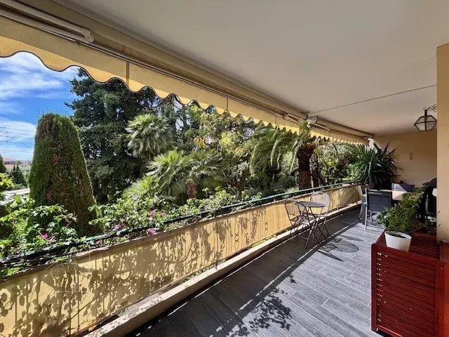 Appartement - 86 m² - 3 pièces