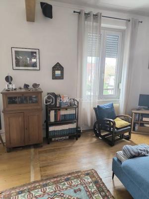 Appartement - 93 m² - 5 pièces
