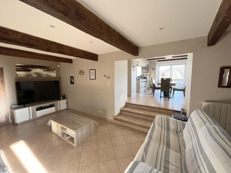 Maison - 173 m² - 9 pièces