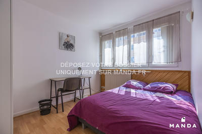 Chambre - 9 m² - 4 pièces