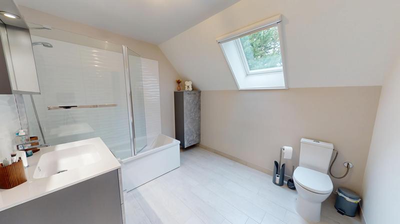 Maison - 122 m² - 6 pièces