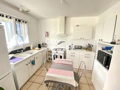 Maison - 92 m² - 5 pièces