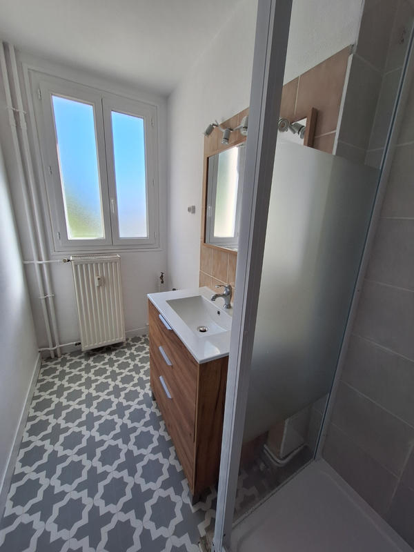 Appartement - 57 m² - 3 pièces