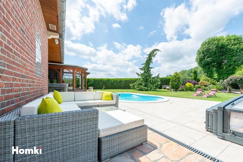 Demeure - 262 m² - 7 pièces