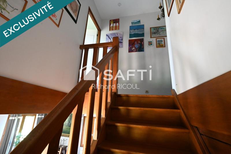 Maison - 140 m² - 5 pièces