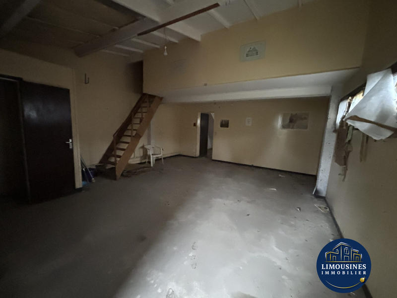 Parking / Garage - 96 m²