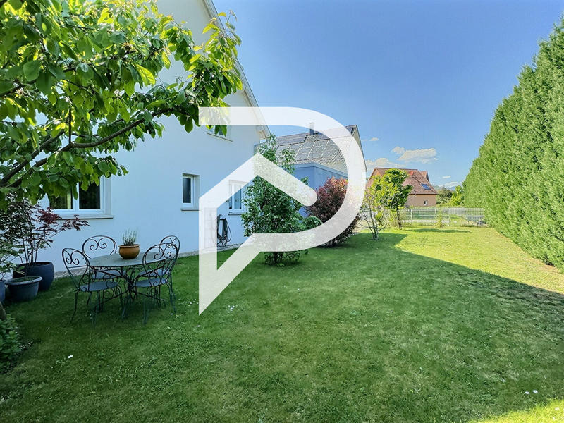 Maison - 200 m² - 7 pièces