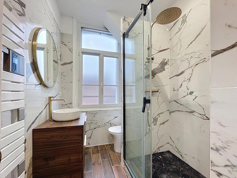 Appartement - 80 m² - 4 pièces