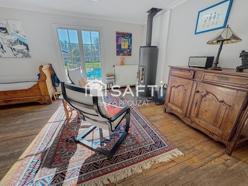 Maison - 136 m² - 5 pièces