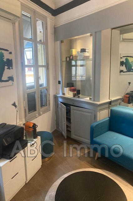 Fonds de commerce - 25 m²