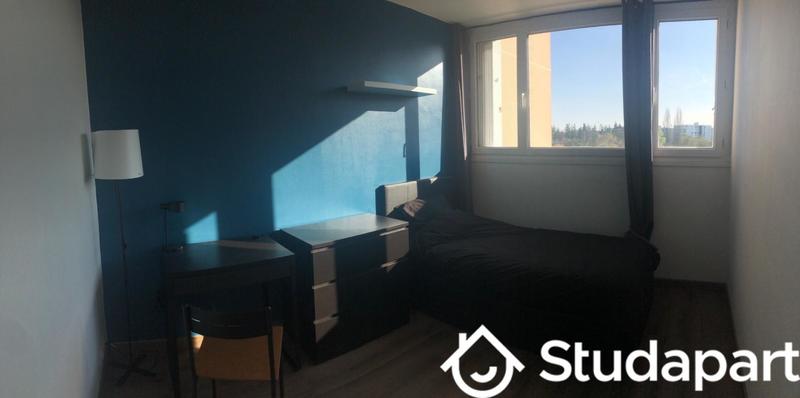 Chambre - 11 m² - 1 pièce