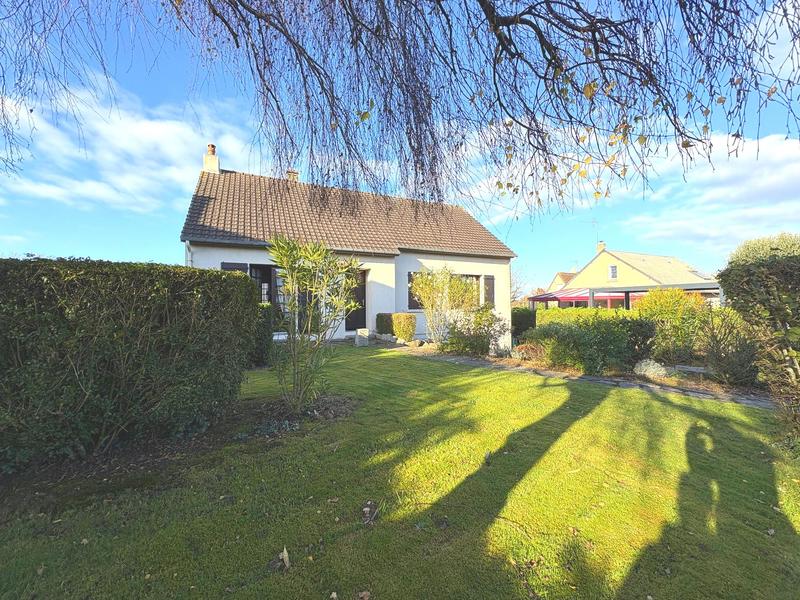 Maison traditionnelle - 83 m² - 4 pièces