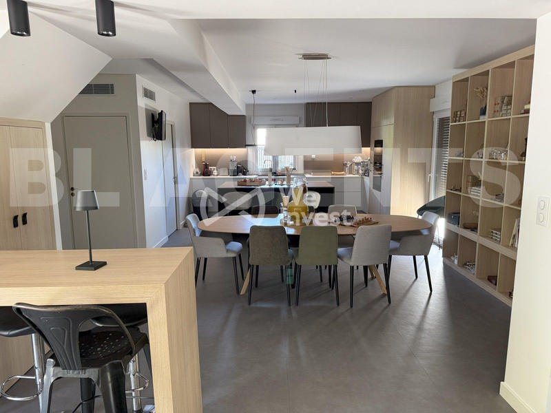 Maison - 170 m² - 4 pièces