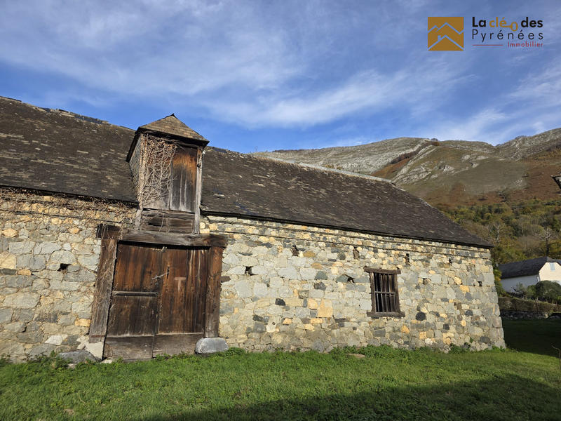 Maison ancienne - 295 m² - 1 pièce