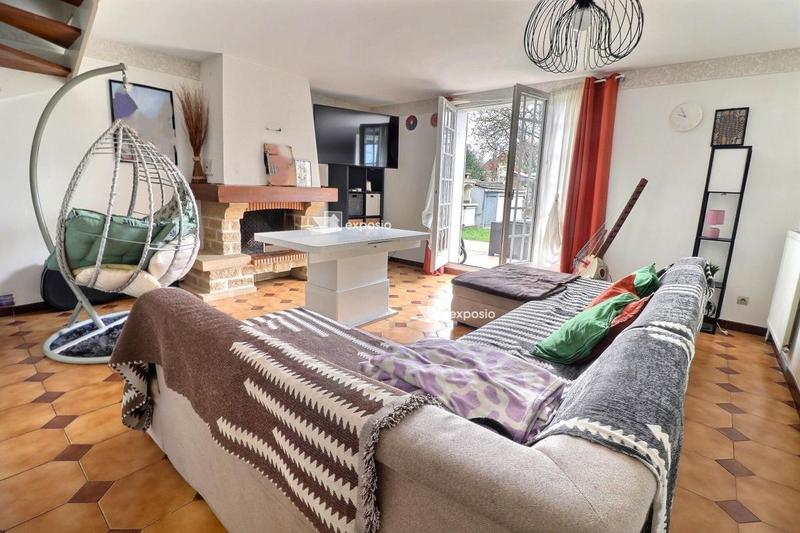 Maison - 77 m² - 4 pièces