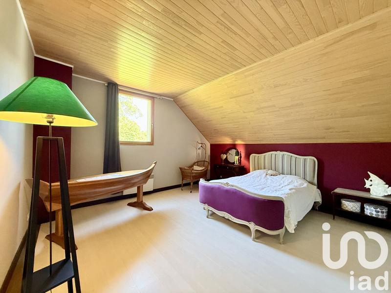 Maison - 257 m² - 8 pièces