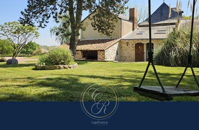 Propriété - 409 m² - 16 pièces