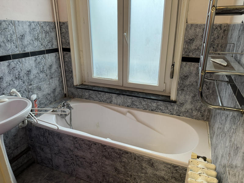 Maison - 140 m² - 7 pièces