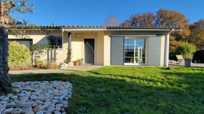 Maison - 105 m² - 5 pièces