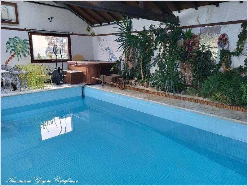 Maison de village - 231 m² - 6 pièces