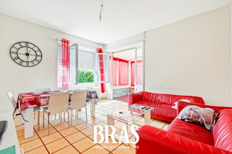 Maison - 75 m² - 5 pièces