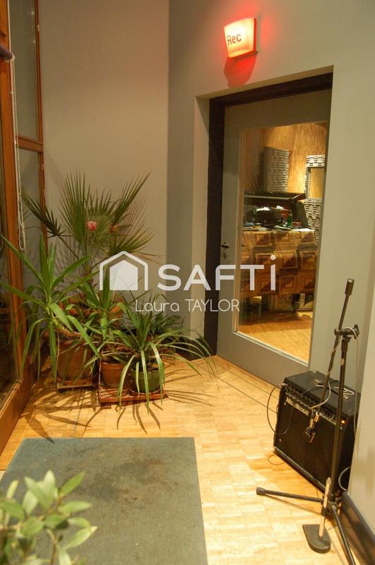 Château - 500 m² - 15 pièces