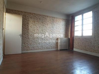 Maison - 97 m² - 4 pièces