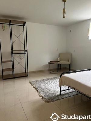 Chambre - 28 m² - 1 pièce