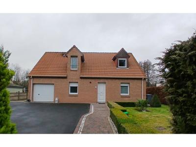 Maison - 105 m² - 4 pièces