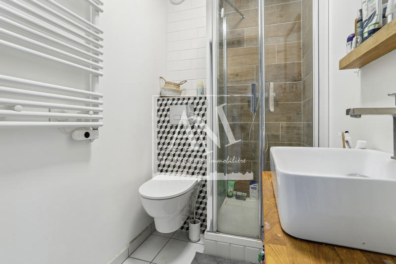 Appartement - 101 m² - 5 pièces