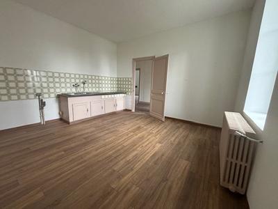 Appartement - 82 m² - 3 pièces