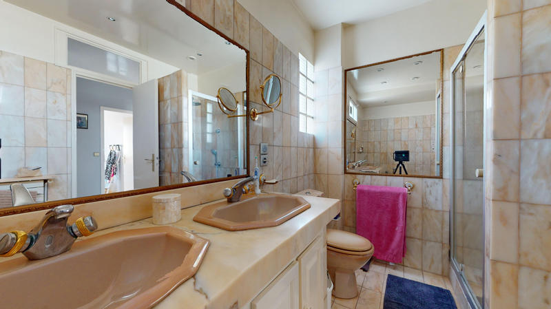 Maison - 190 m² - 6 pièces