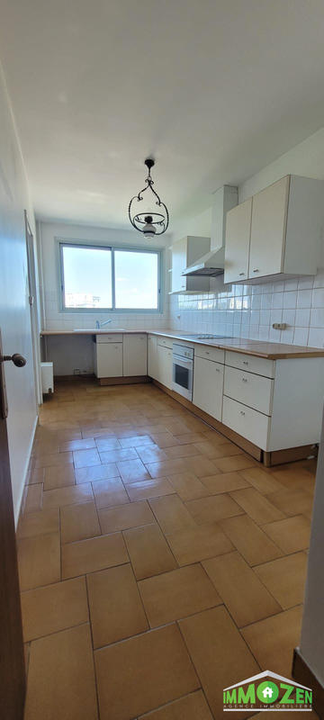 Appartement - 81 m² - 4 pièces