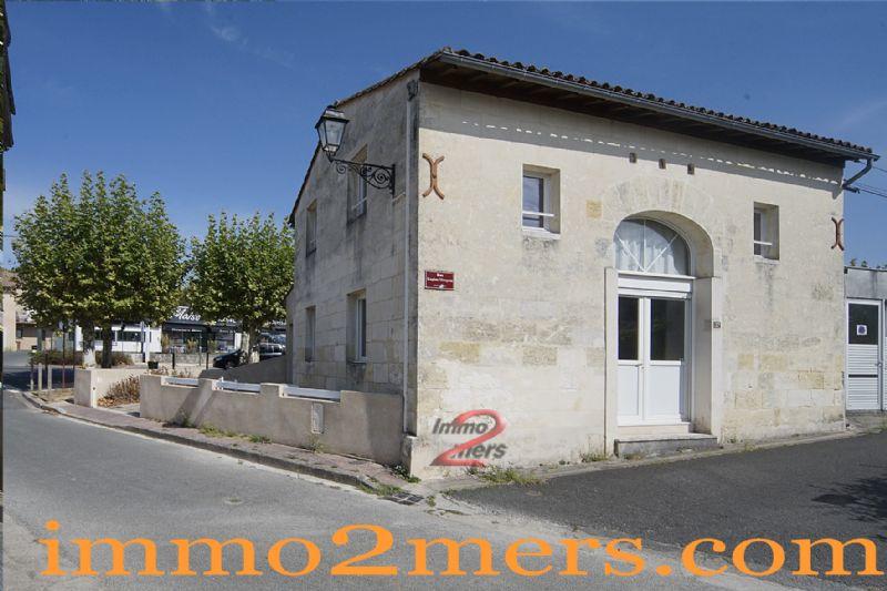 Maison en pierre - 87 m² - 2 pièces