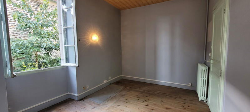 Maison - 200 m² - 8 pièces