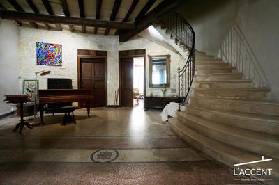 Maison - 437 m² - 14 pièces