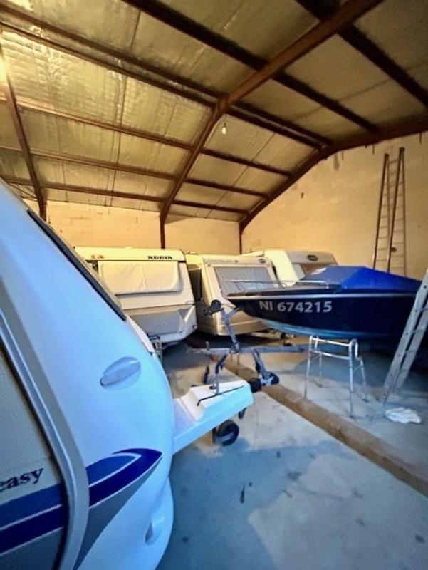 Propriété - 220 m² - 6 pièces