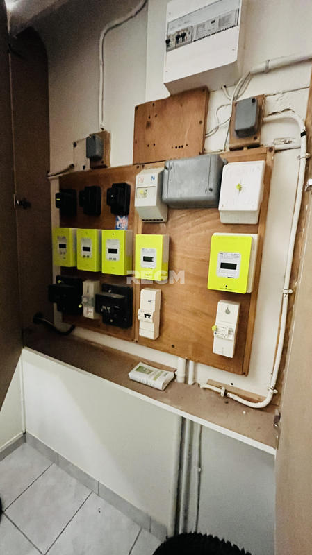 Immeuble - 255 m² - 11 pièces