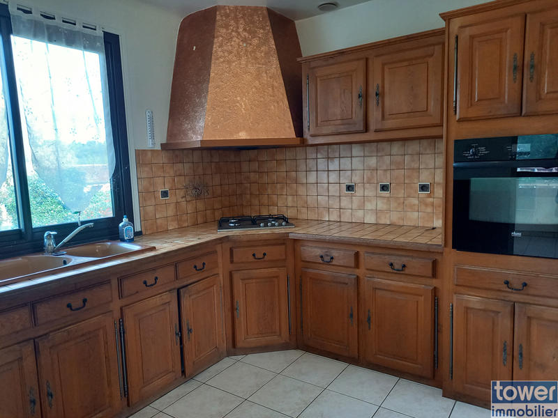 Maison - 158 m² - 6 pièces