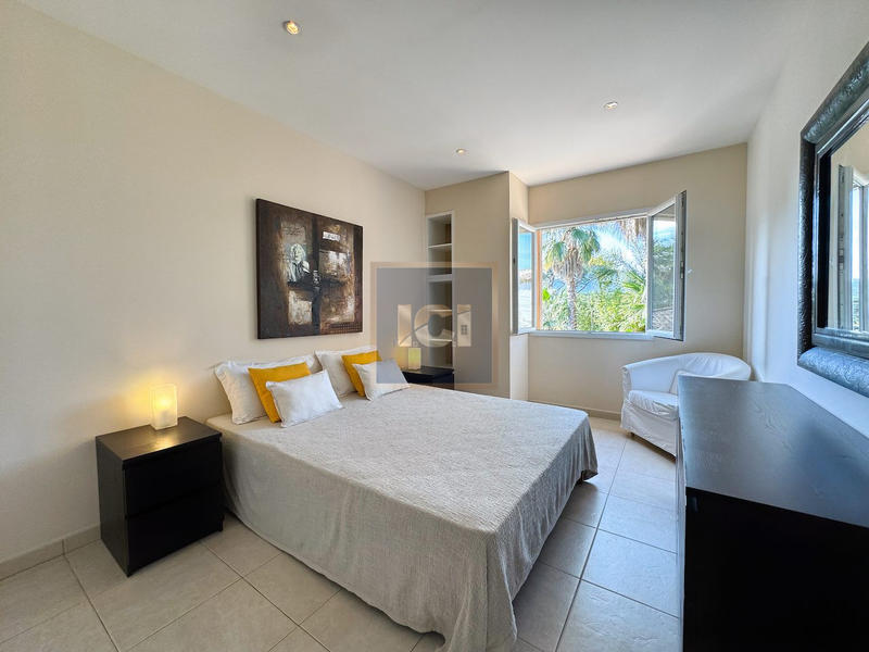 Villa - 181 m² - 4 pièces