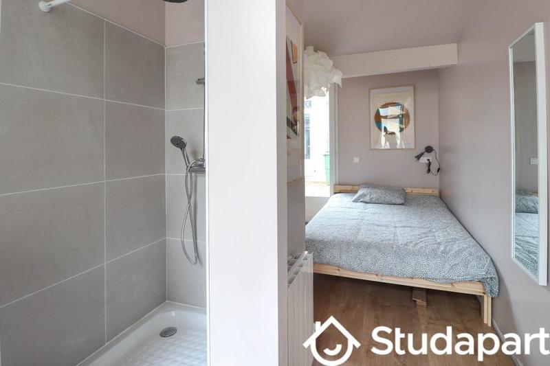 Chambre - 13 m² - 1 pièce