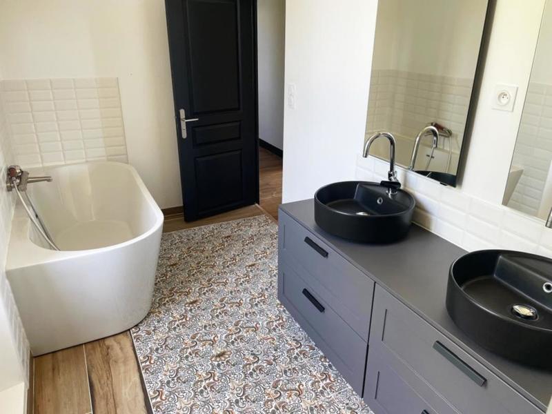 Maison - 200 m² - 6 pièces